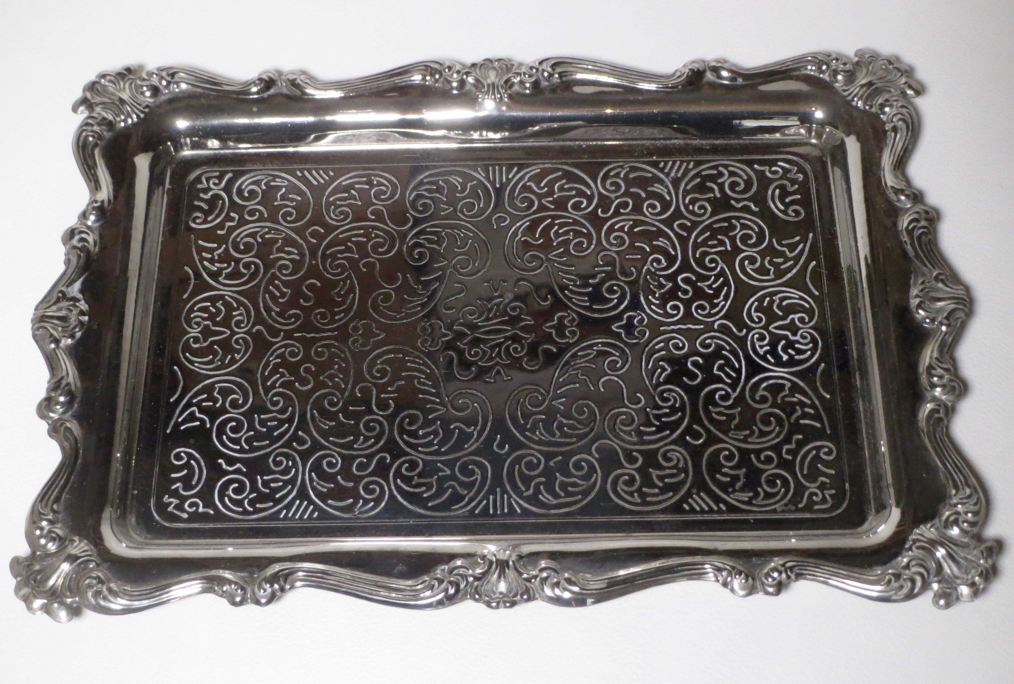 Rectangular Decorative Tray, Silver plated. | Vees CAVE